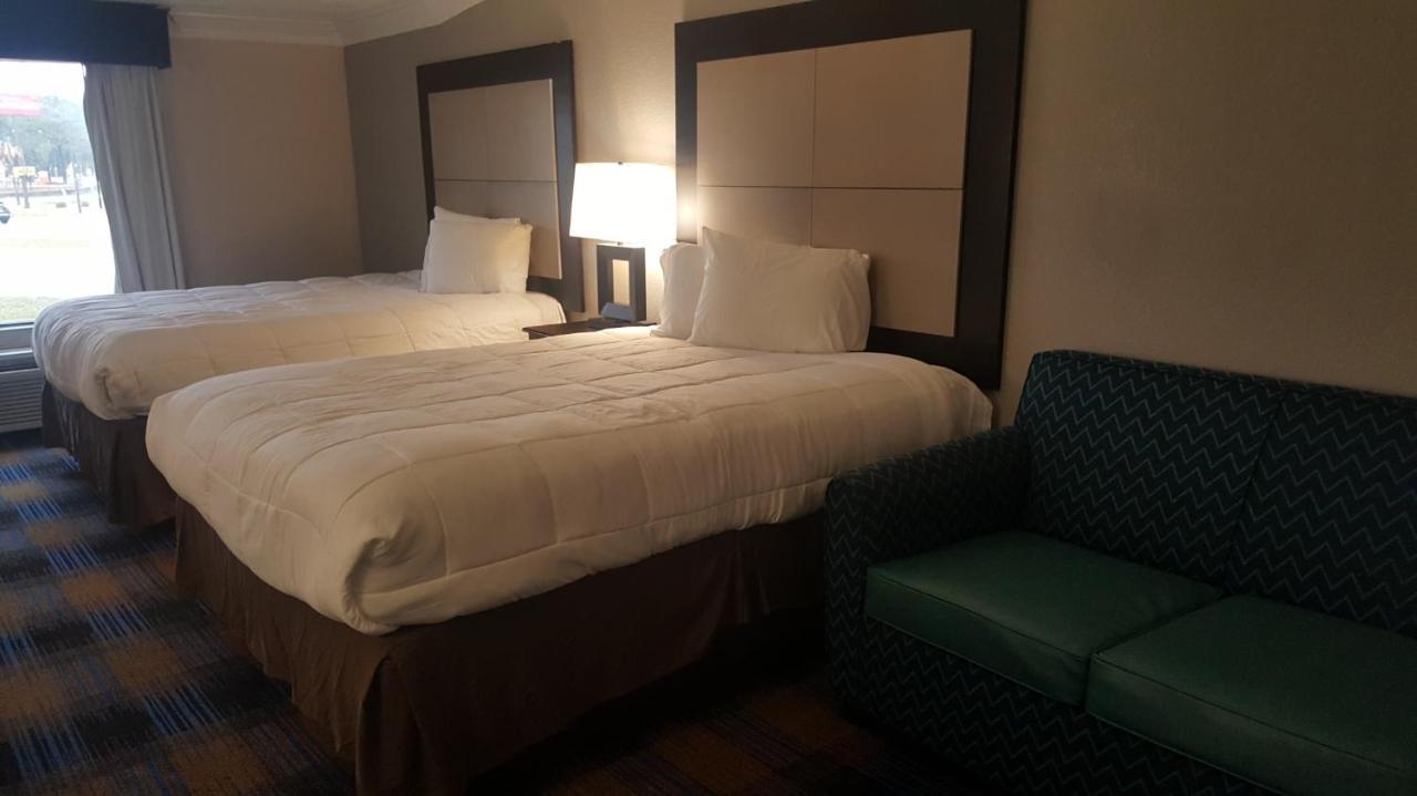Regency Inn & Suites ペンサコーラ エクステリア 写真
